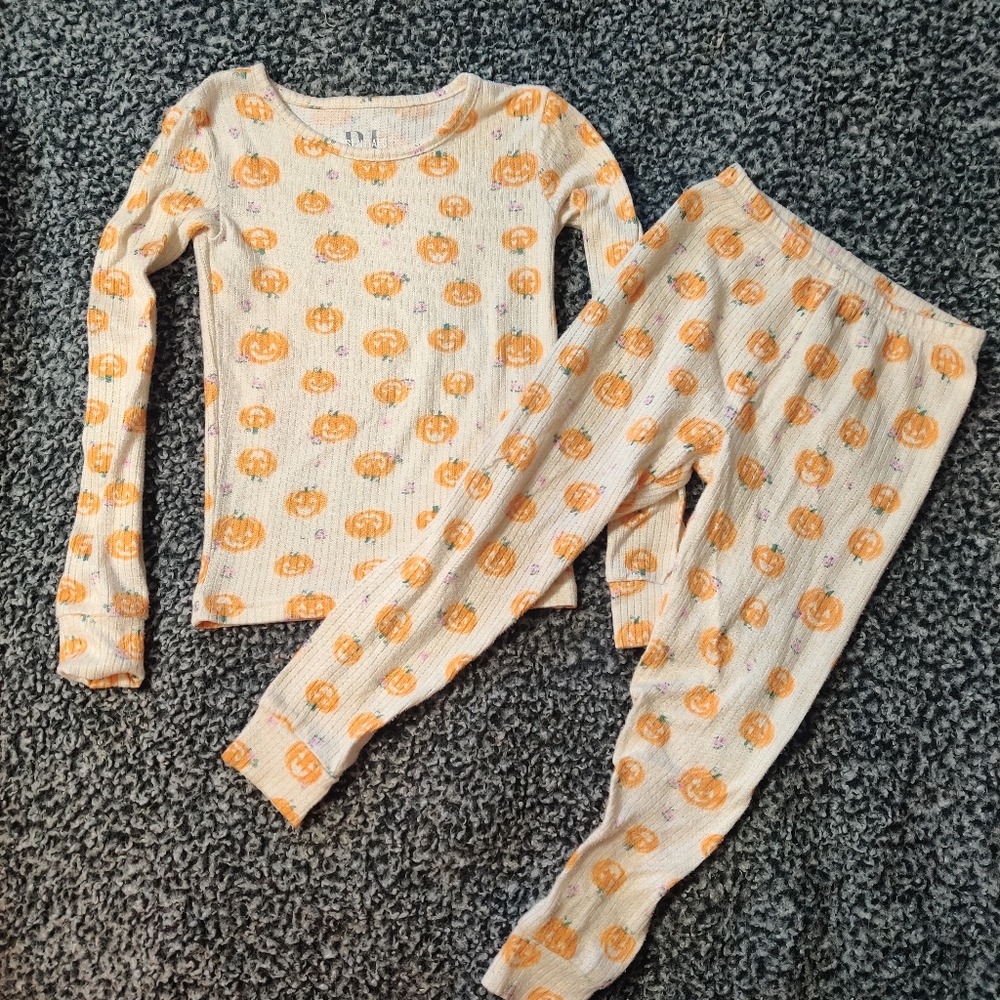 PJ Essentials Girls 4t Pumpkin Pajamas 2 Piece Set Halloween Fall Pants Orange